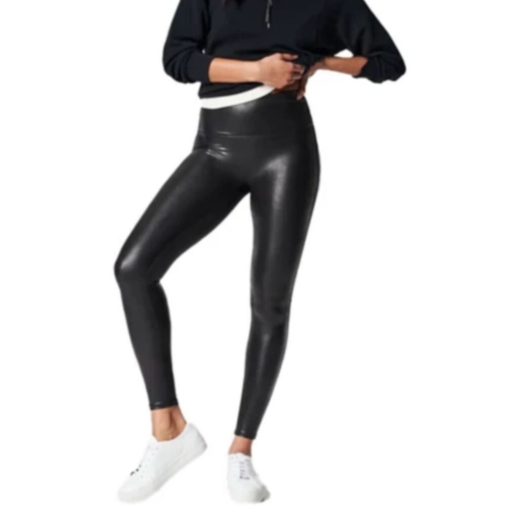 ~ SPANX Vegan Leather 1x Leggings Black Stretch Sheen Shine Faux Pleather Plus